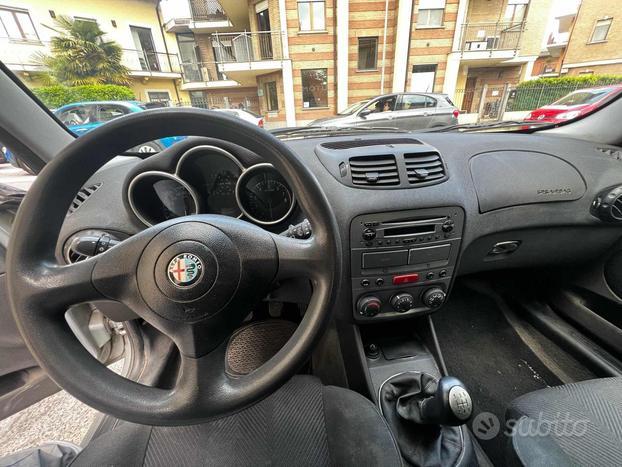 ALFA ROMEO 147 1.6i 16V T.S. (105 CV) cat 5p. Di