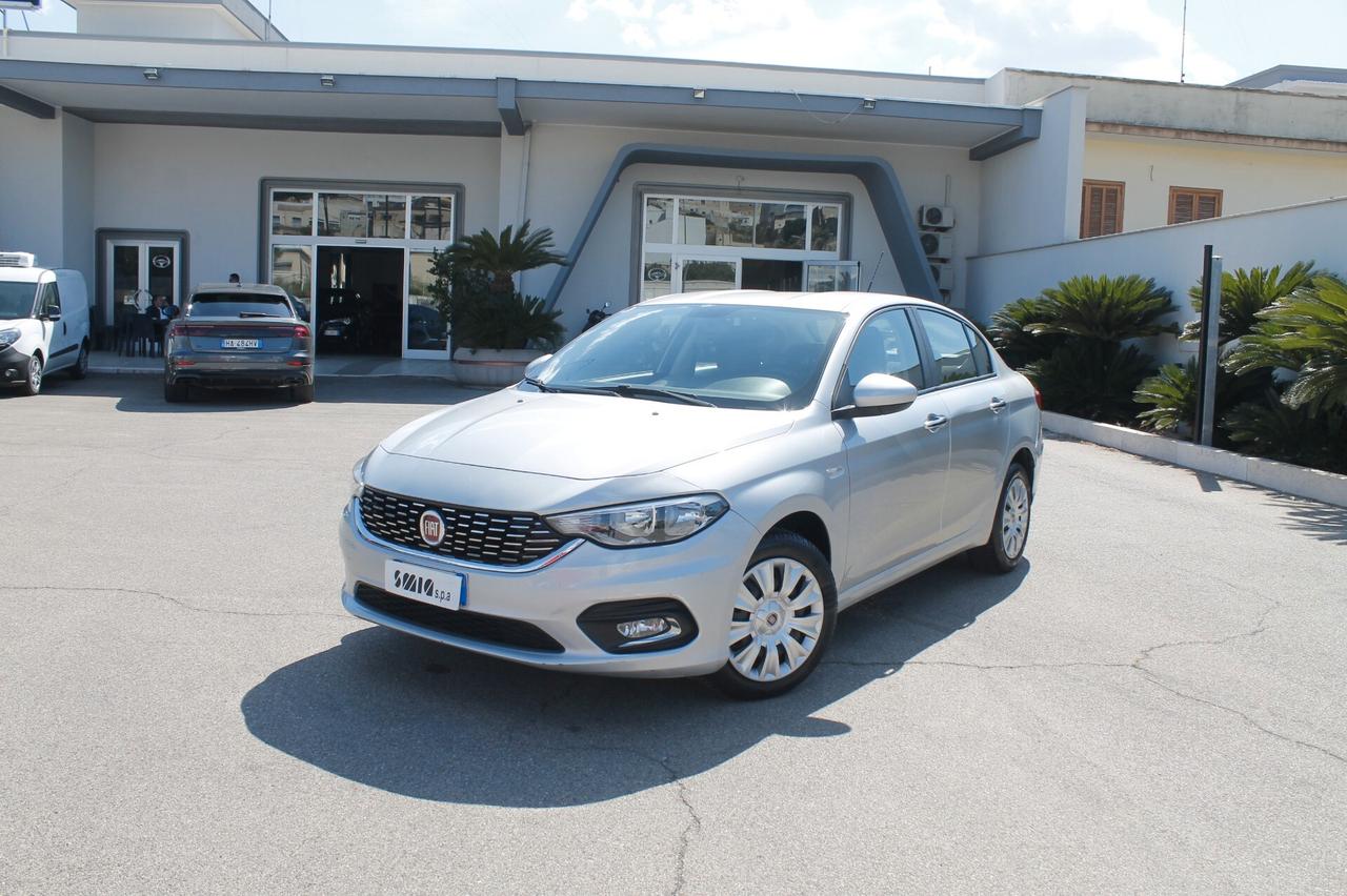 Fiat Tipo 1.4 4 porte Easy 95 cv OK NEOPATENTATI