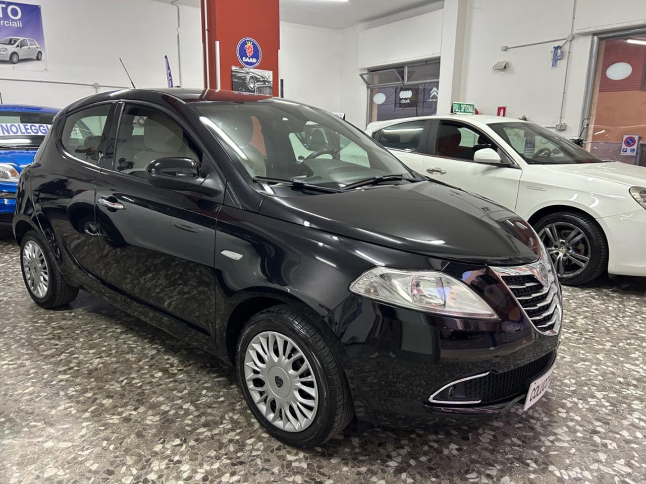 Lancia Ypsilon 1.2 Benz. Neo Patentati