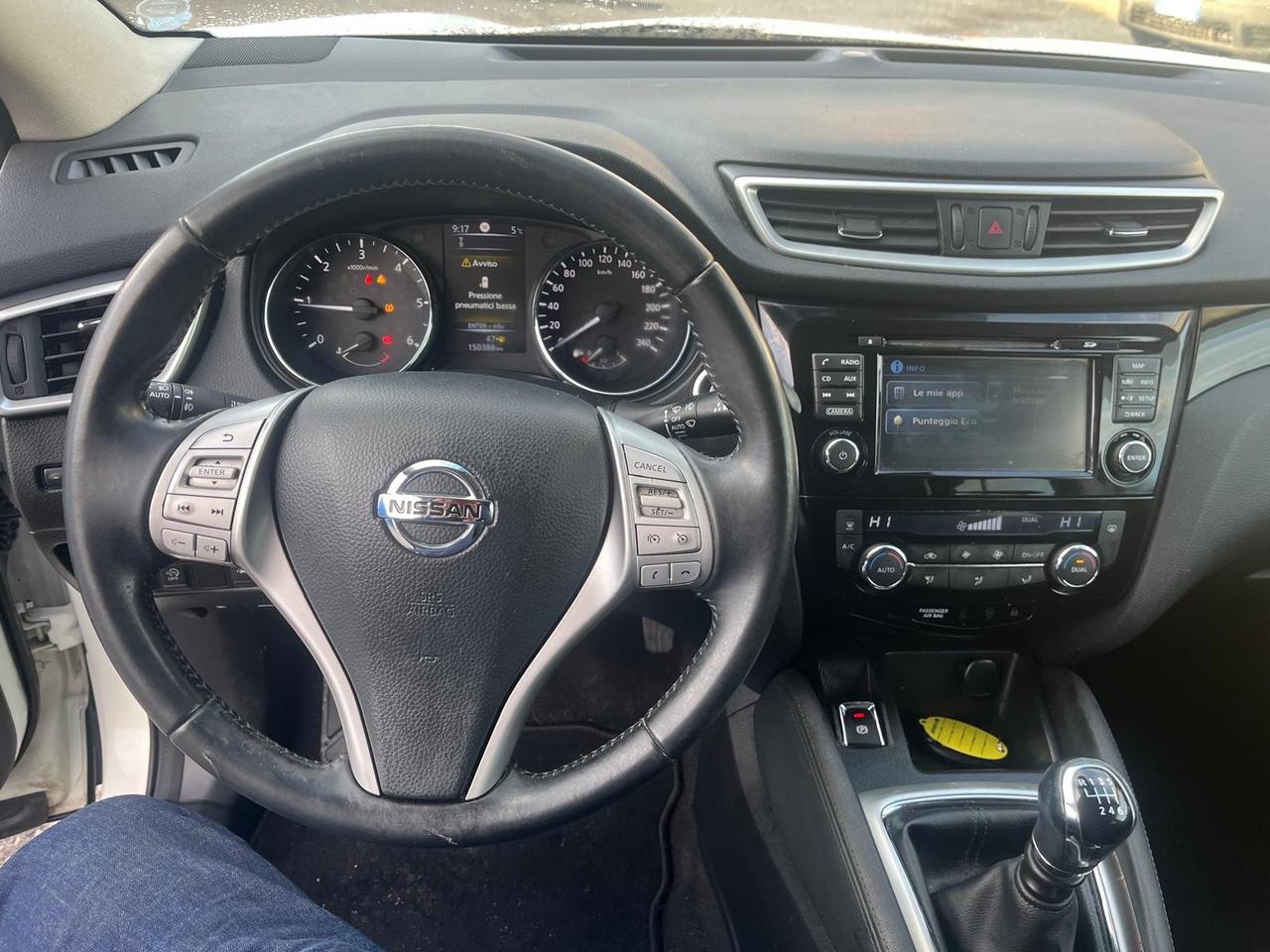 Nissan qashqai n-tec-1.6 dci-full -2015