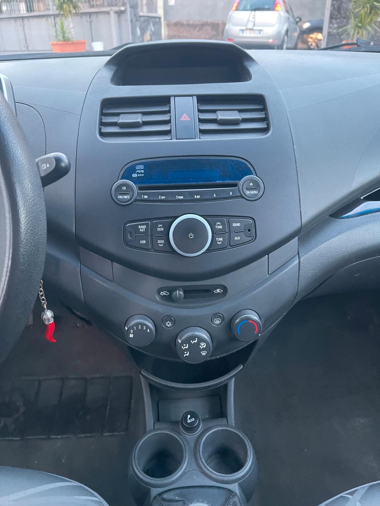 Chevrolet Spark 1.0 68cv