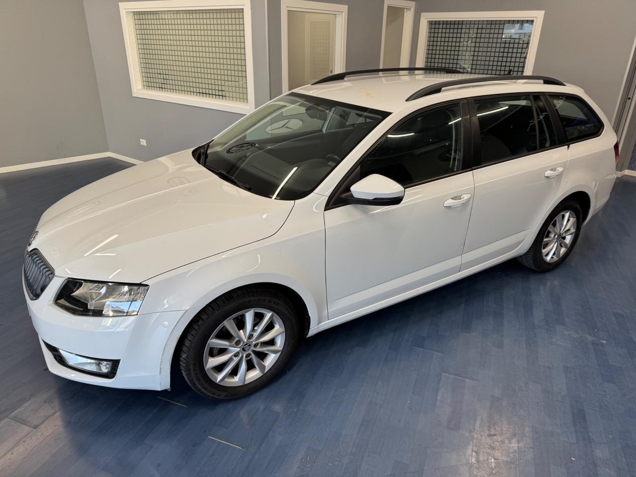 Skoda Octavia 1.6 TDI CR 90 CV Active