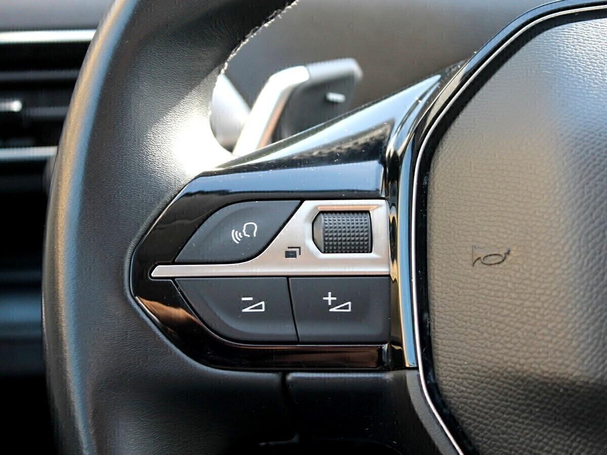 Peugeot 3008 1.5hdi Allure EAT8 TETTO PELLE LED CAM