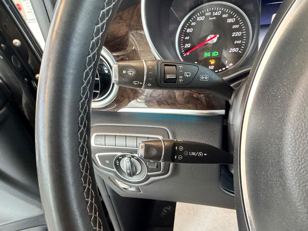 Mercedes-benz V 250 d Automatic 4Matic Premium Long