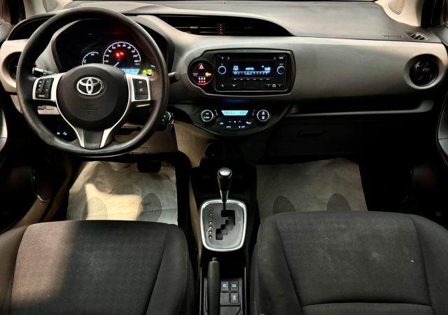 TOYOTA Yaris 1.5 Hybrid 5 porte Trend 'Grey Edition'