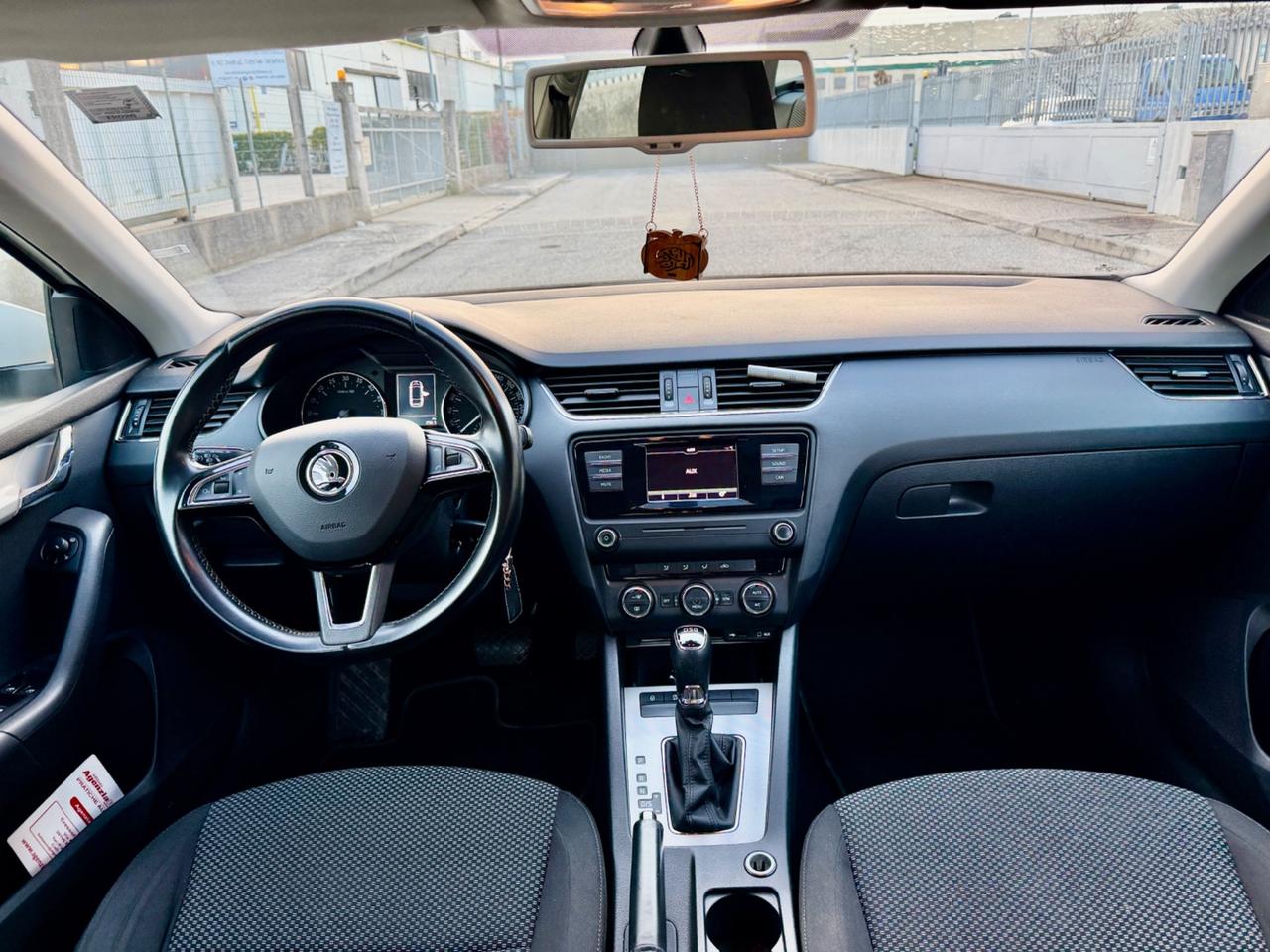 Skoda Octavia 1.6 TDI CR 110 CV DSG Executive