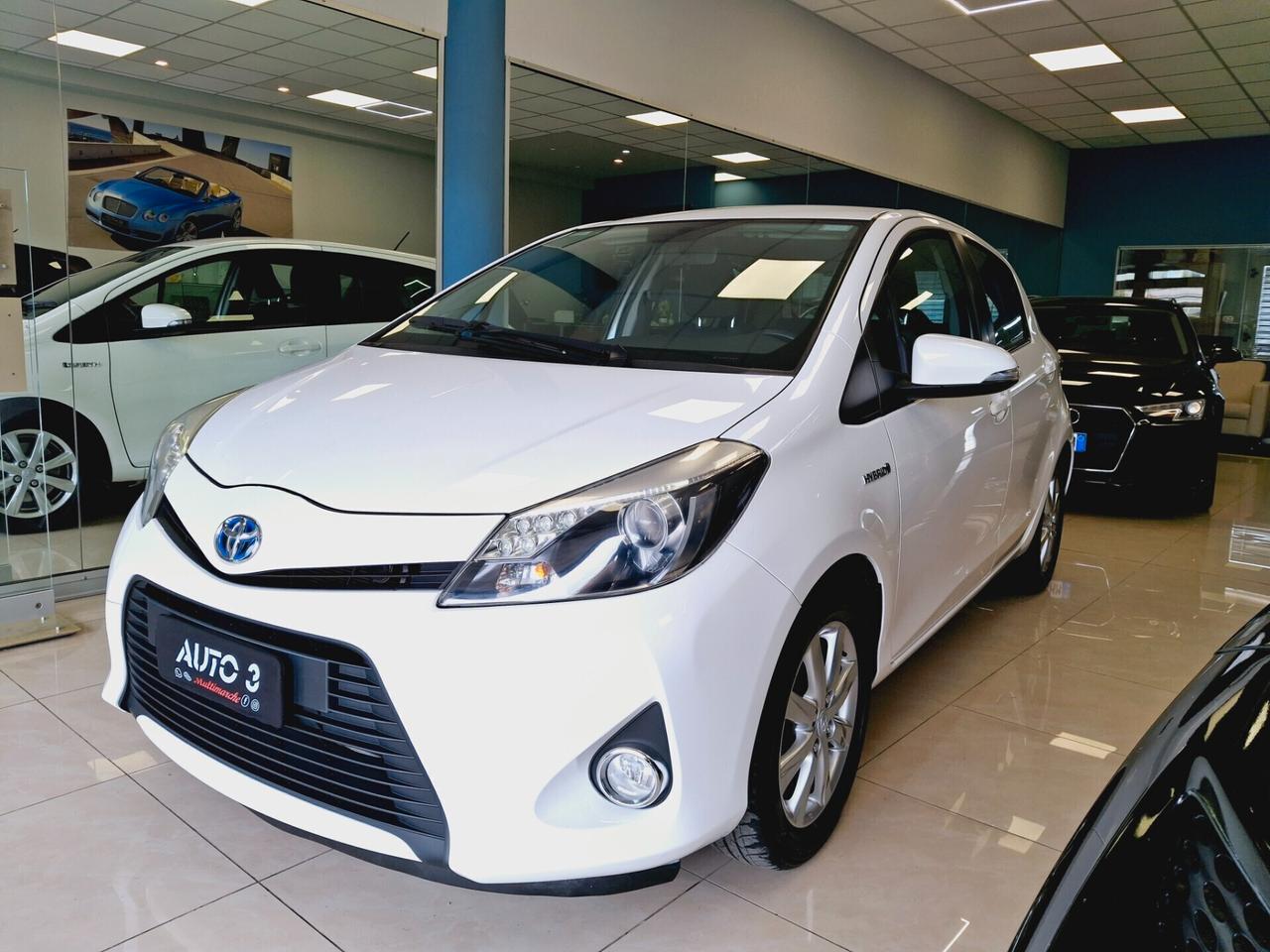 Toyota Yaris 1.5 Hybrid 5 porte Cool "Unico Proprietario