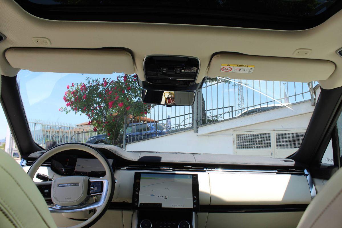 LAND ROVER - Range Rover - 3.0 I6 MHEV Vogue