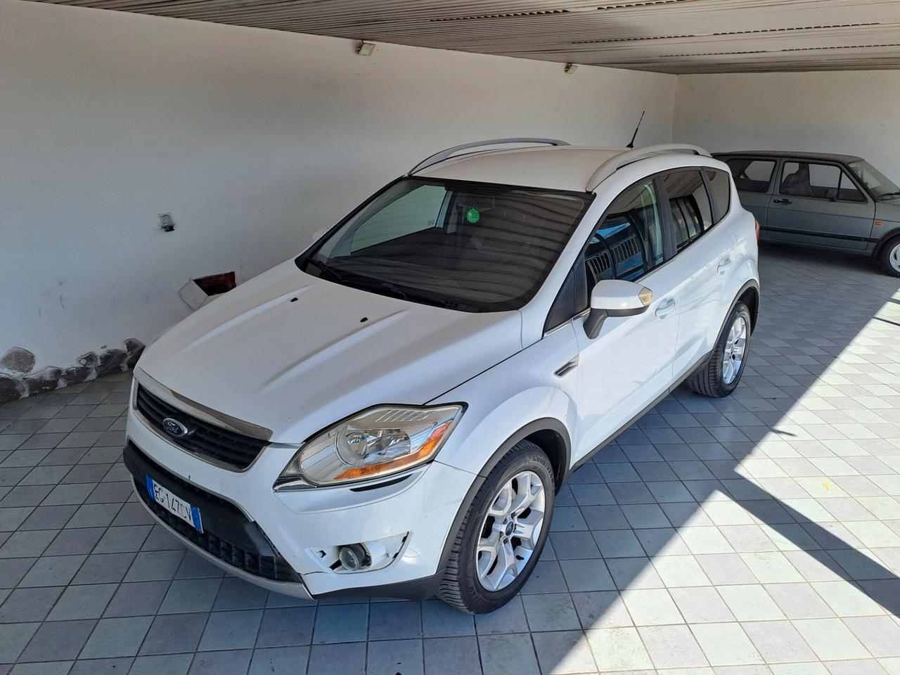 Ford Kuga 2.0 TDCi 140 CV 2WD Titanium DPF