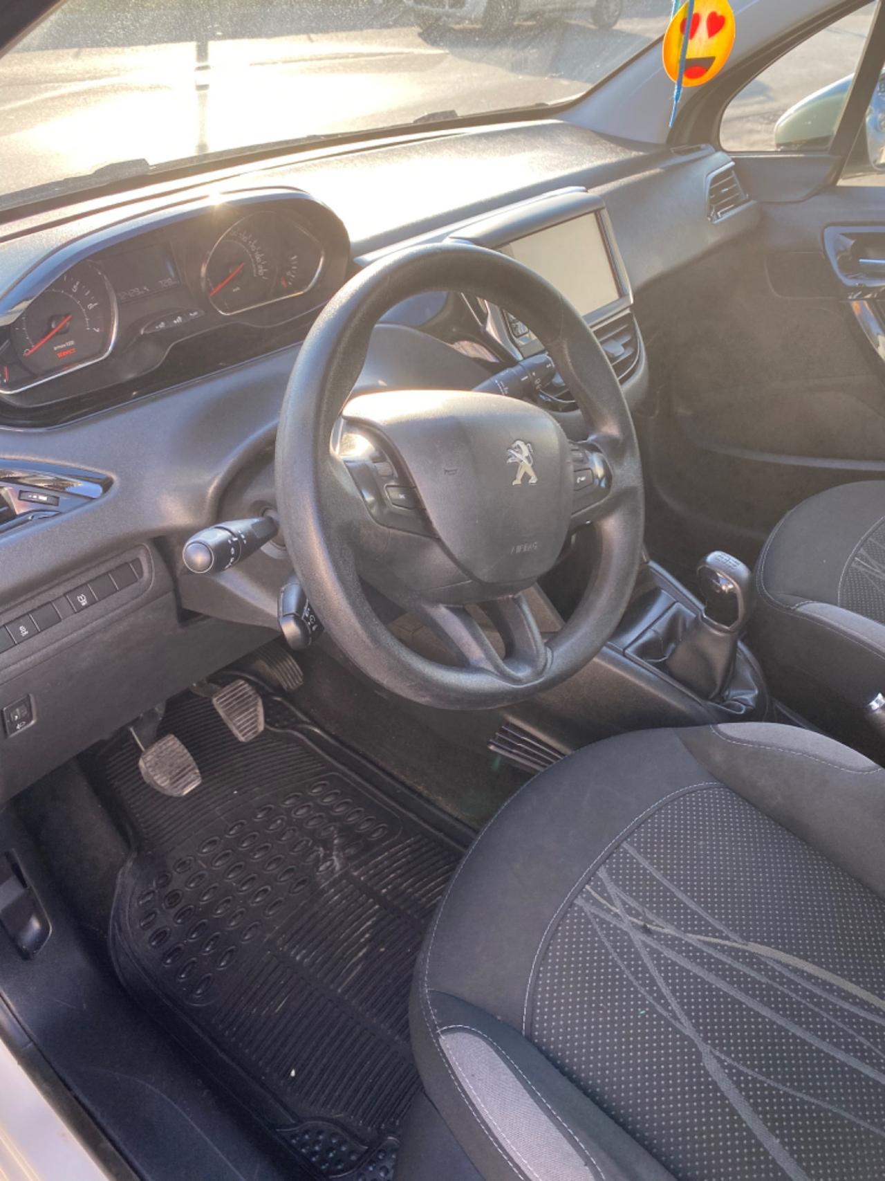 Peugeot 208 PureTech 68 5 porte Access