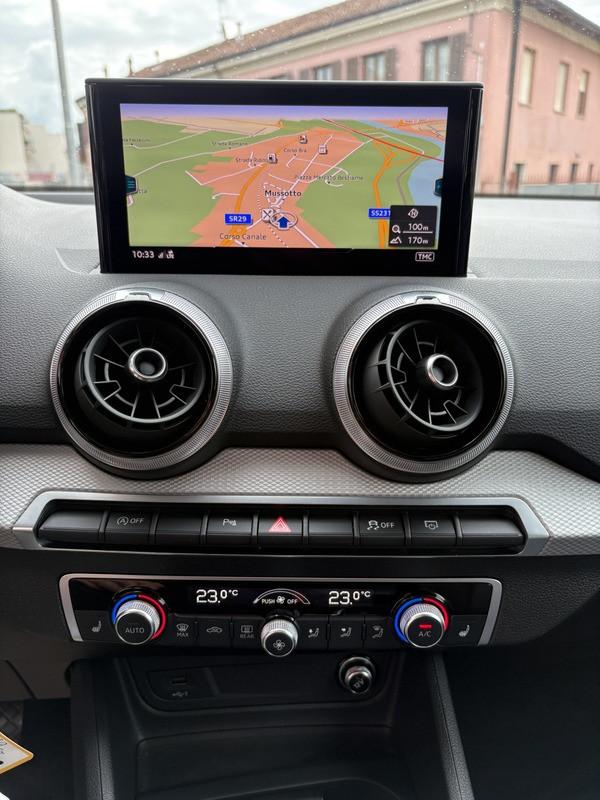 Audi Q2 30 2.0 tdi Business s-tronic LED-NAVI-CAM-PELLE