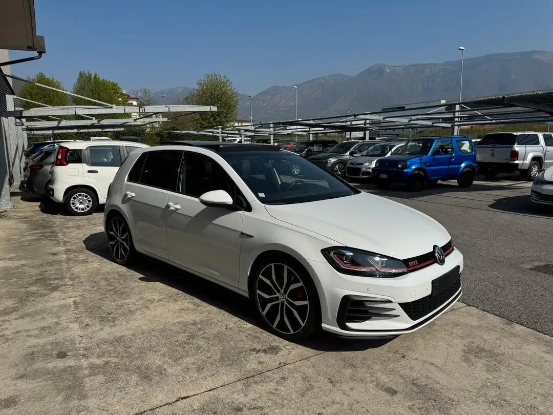 Volkswagen Golf GTI Performance 2.0 245 CV TSI DSG 5p. BMT