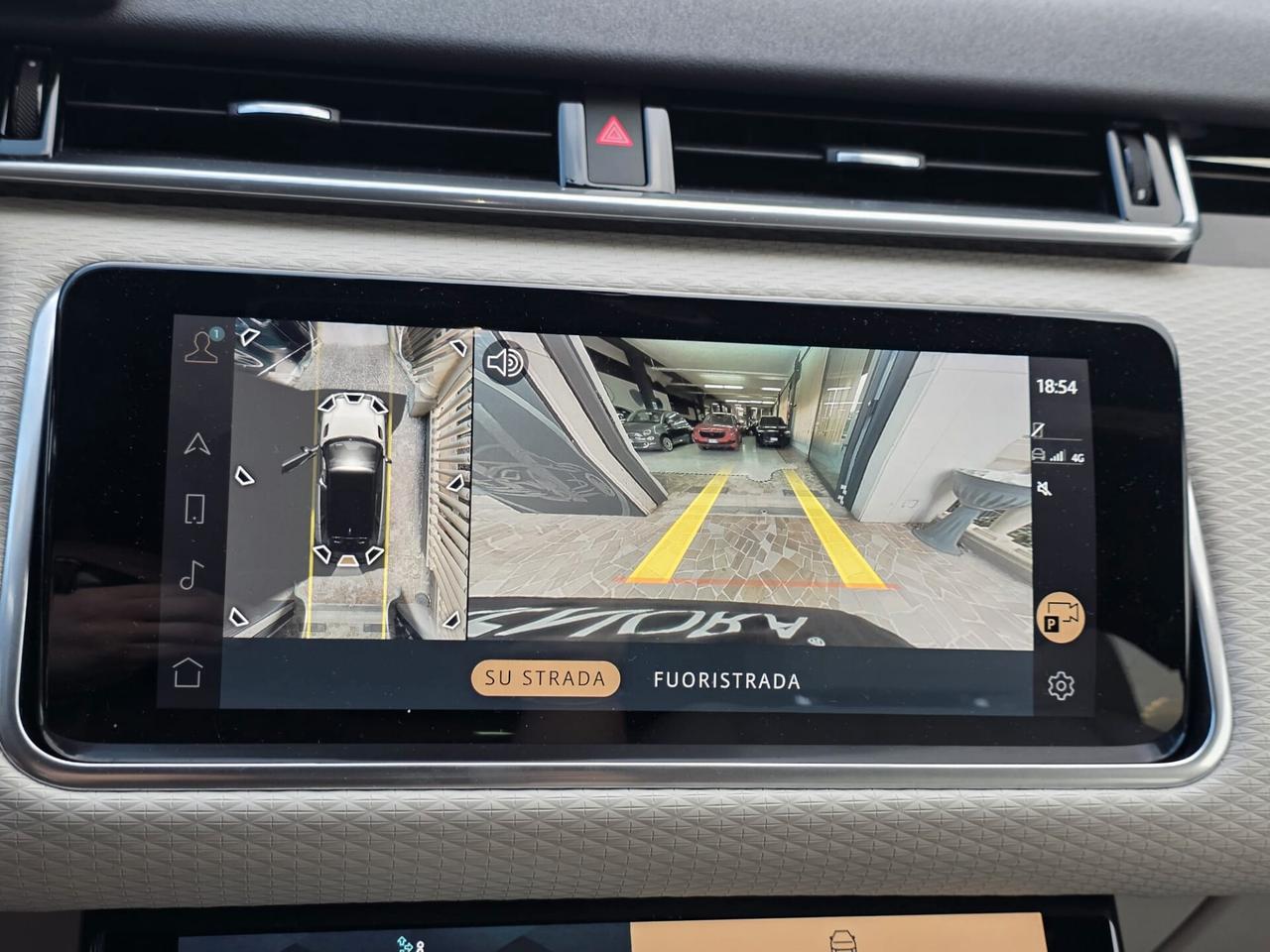 Land Rover Range Velar 2.0D I4 204 CV R-Dynamic SE#AUTO#QUATTRO#BOOK SERVICE FULL#TAGLIANDI CERTIFICATI#LED#PELLE#CAM360#VIRTUAL#CARPLAY#SOSPENSIONI REGOLABILI
