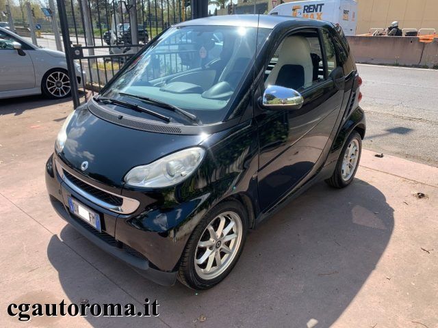 SMART ForTwo 1000 52 kW coup�� BLACK TIE