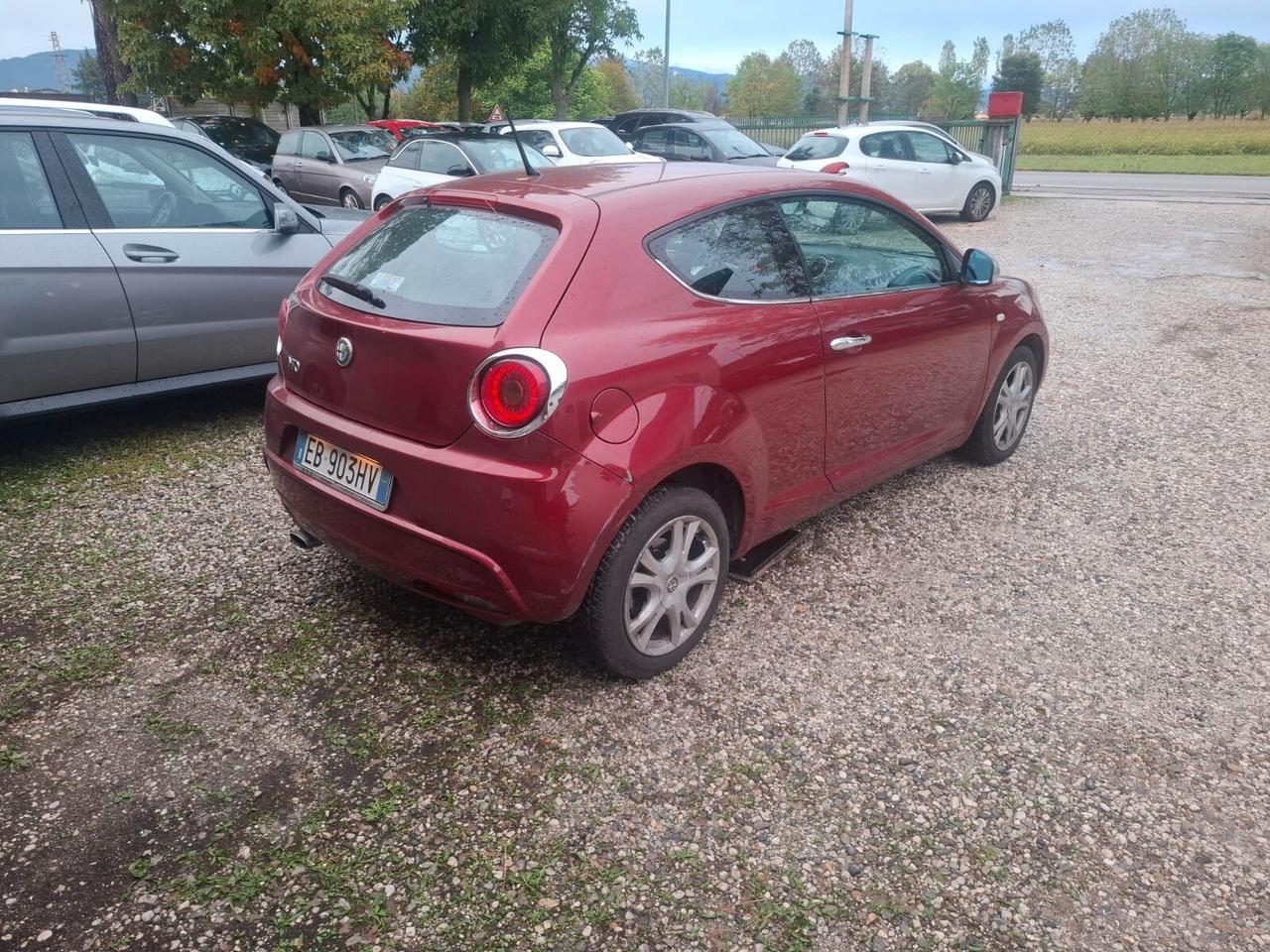 Alfa Romeo MiTo 1.4 105 CV M.air S&S Distinctive Sport Pack (77Kw)