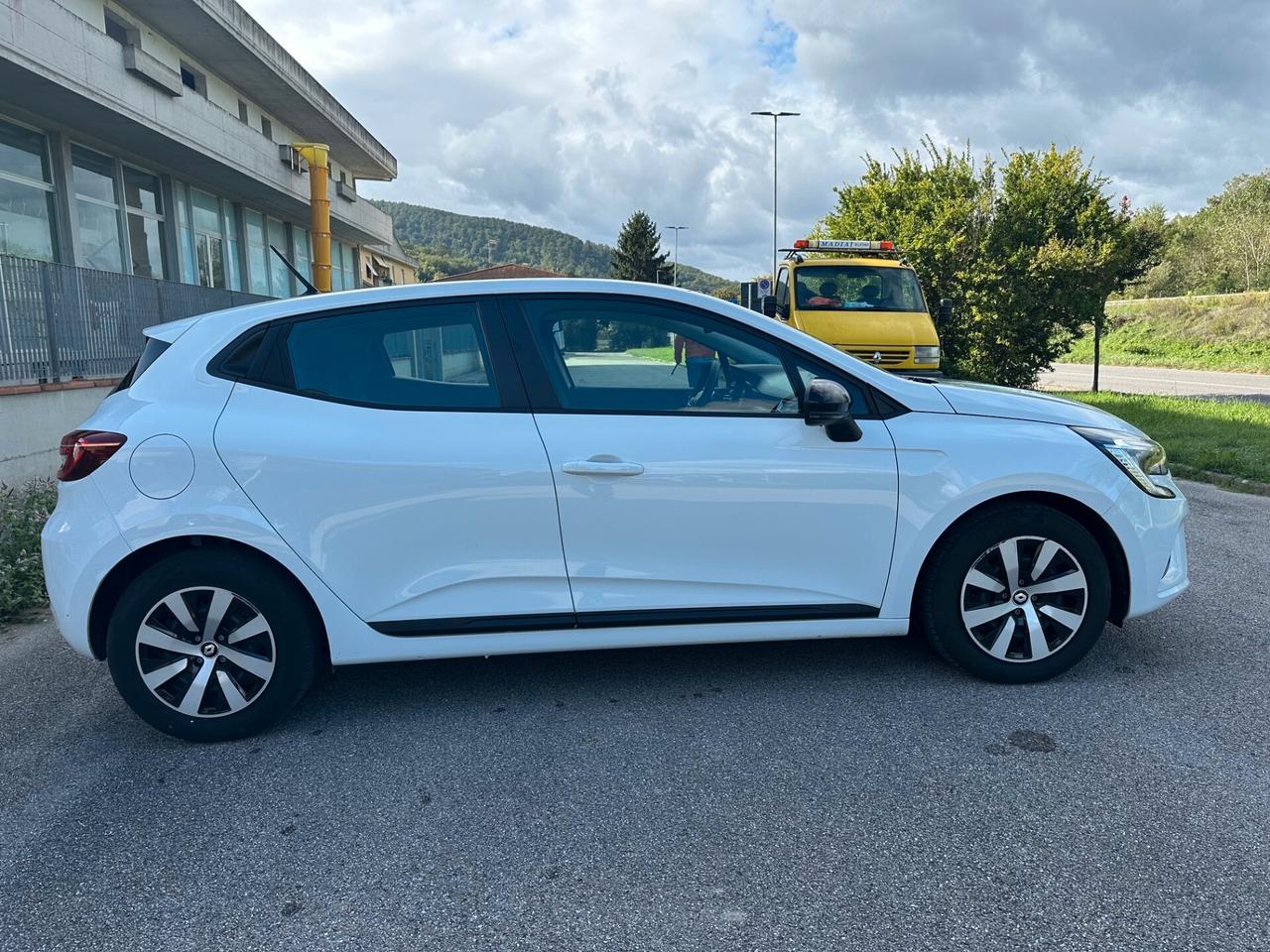 Renault Clio Full Hybrid E-Tech 145 CV 5 porte Evolution