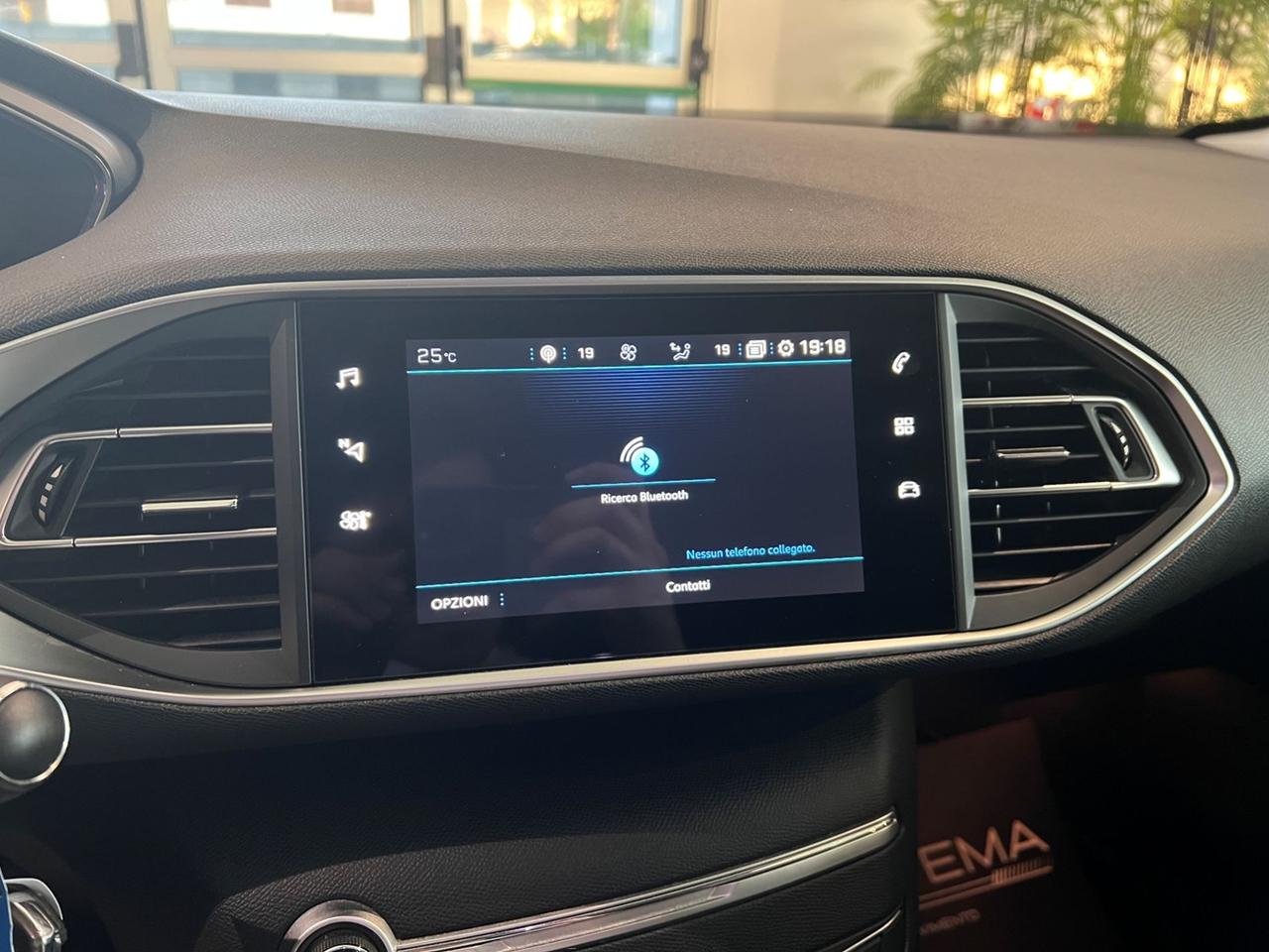 PEUGEOT 308 II 2018 5p 1.2 puretech Allure s&s 130cv - CINGHIA FATTA!