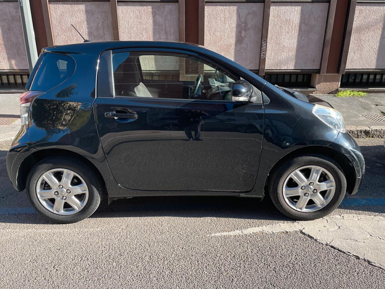 Toyota iQ 1.0 Sol AUTOMATICA