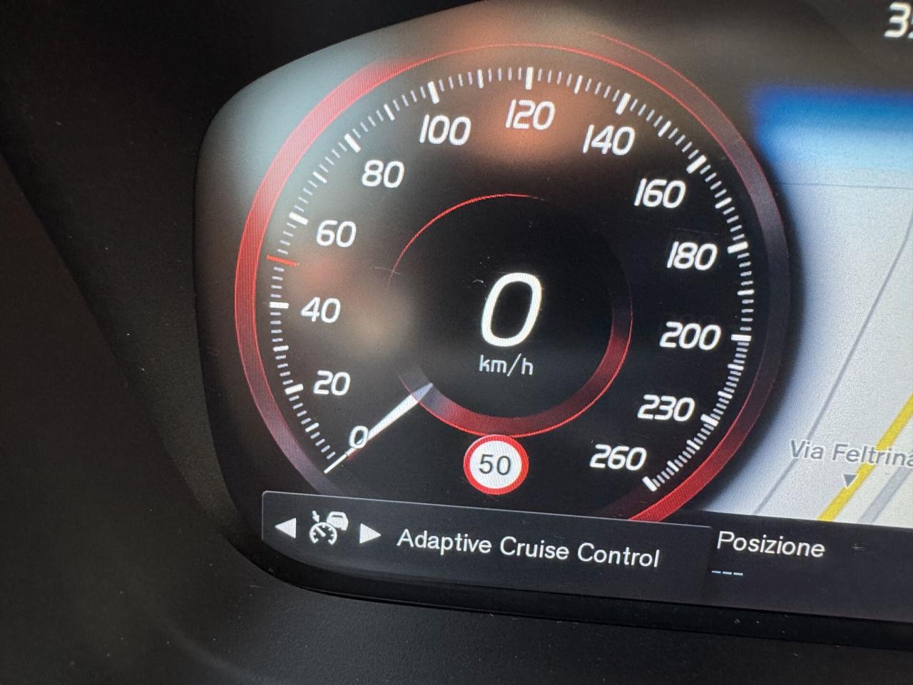 Volvo V60 B4 (Diesel/Hybrid) Automatico Momentum Bsn.