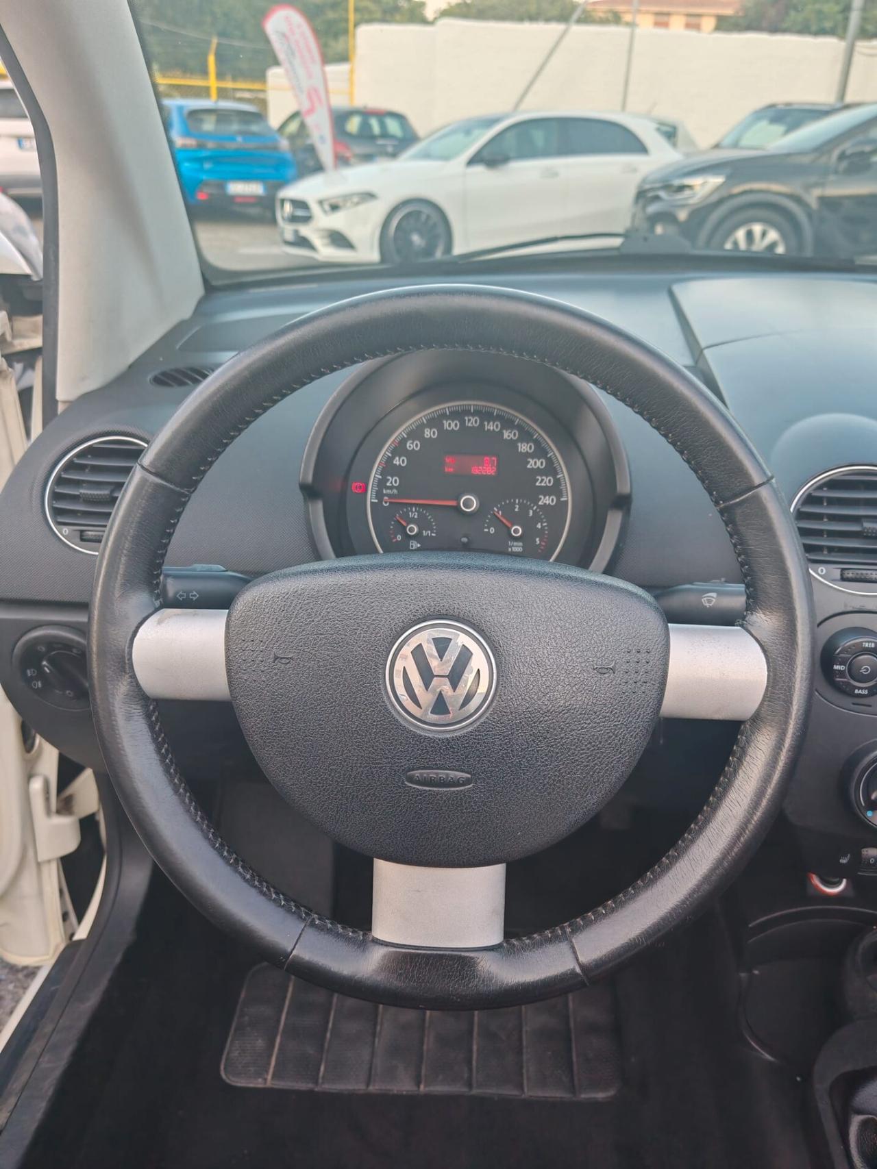Volkswagen New Beetle 1.9 TDI 105CV Cabrio Lim. Red Edt.