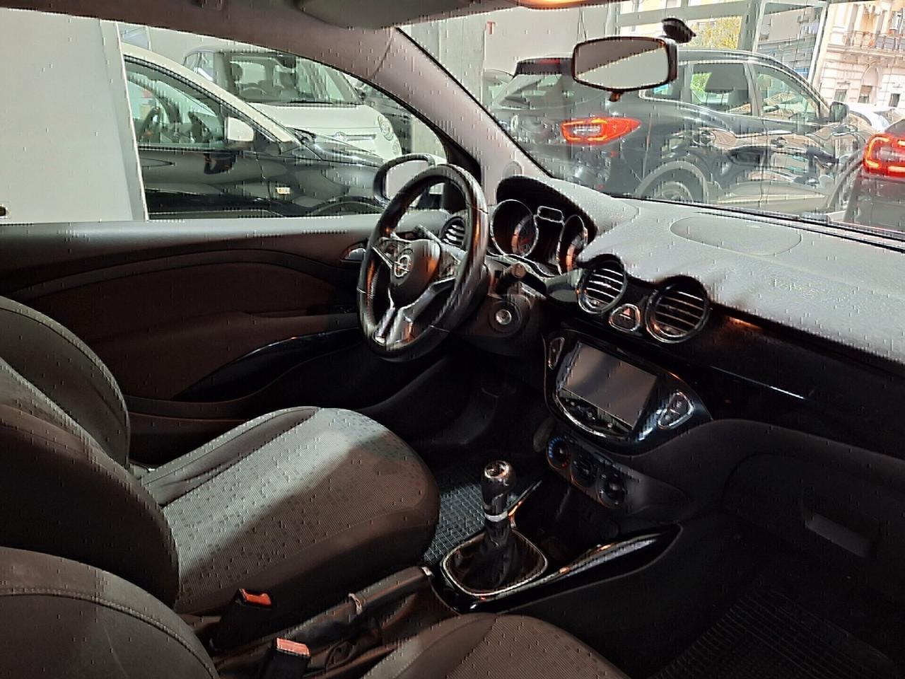 Opel Adam 1.2 69CV Slam 2015