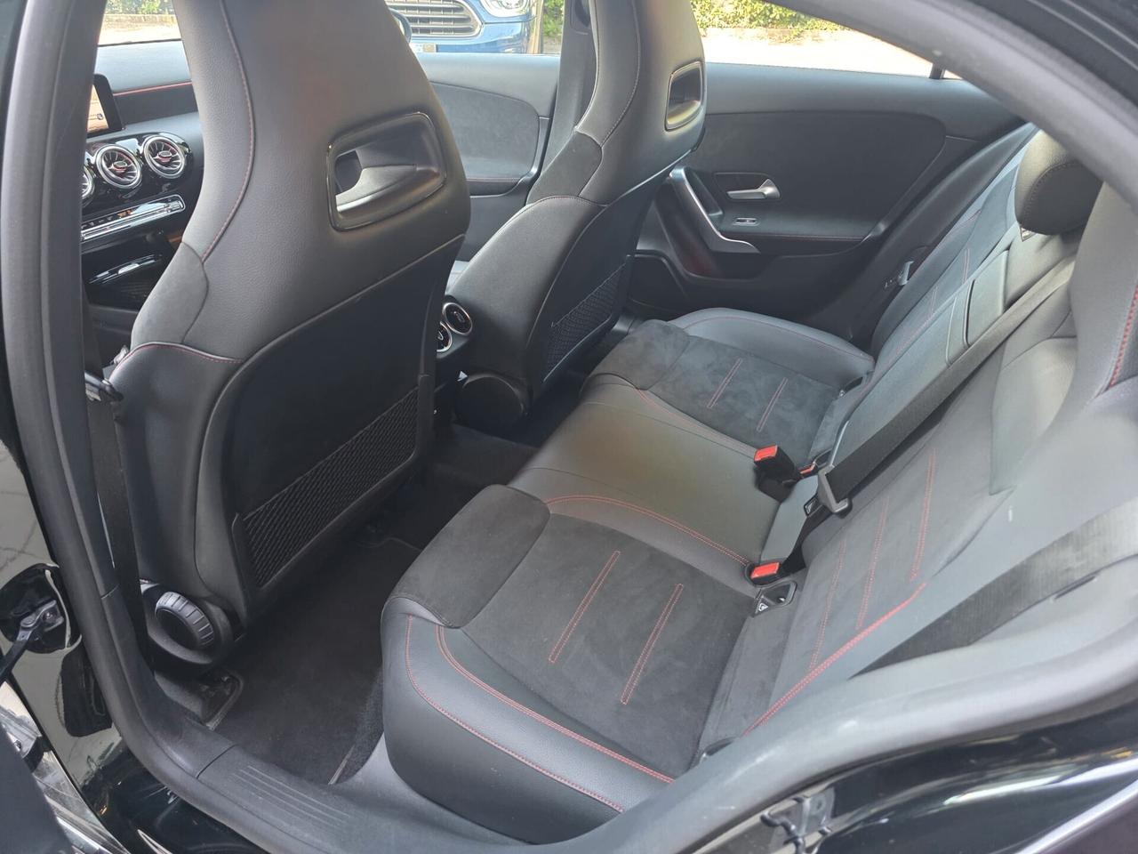 Mercedes-benz A 180 A 180 d Automatic AMG Line Premium Plus