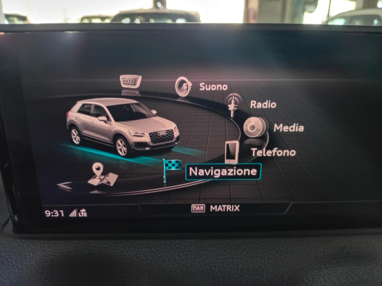 Audi Q2 30 TFSI Business