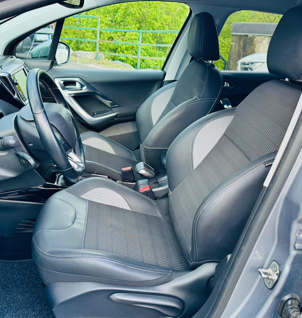 Peugeot 2008 BlueHDi 100 S&S Allure