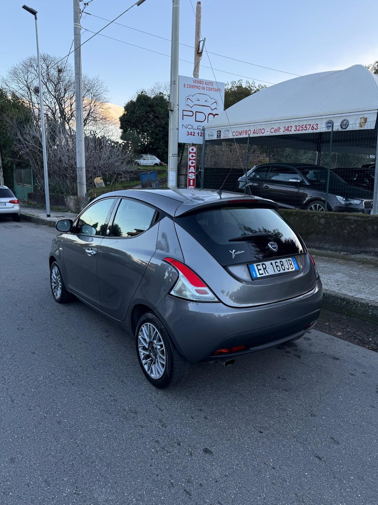 Lancia Ypsilon 1.2 69 CV 5 porte GPL Ecochic Platinum