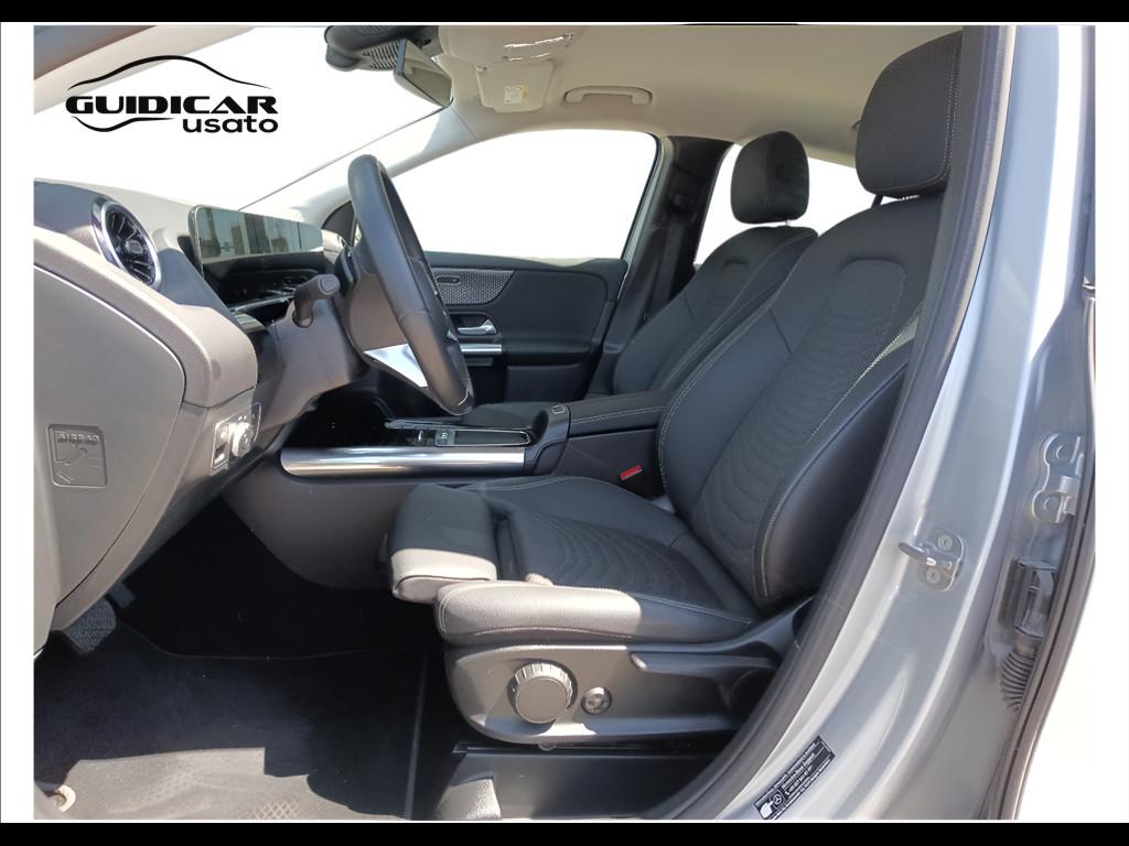 Mercedes-Benz GLA-H247 2023 - GLA 180 d Progressive Advanced auto