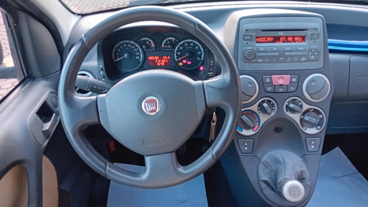 Fiat Panda 1.3 MJT 16V DPF 4x4 Cross