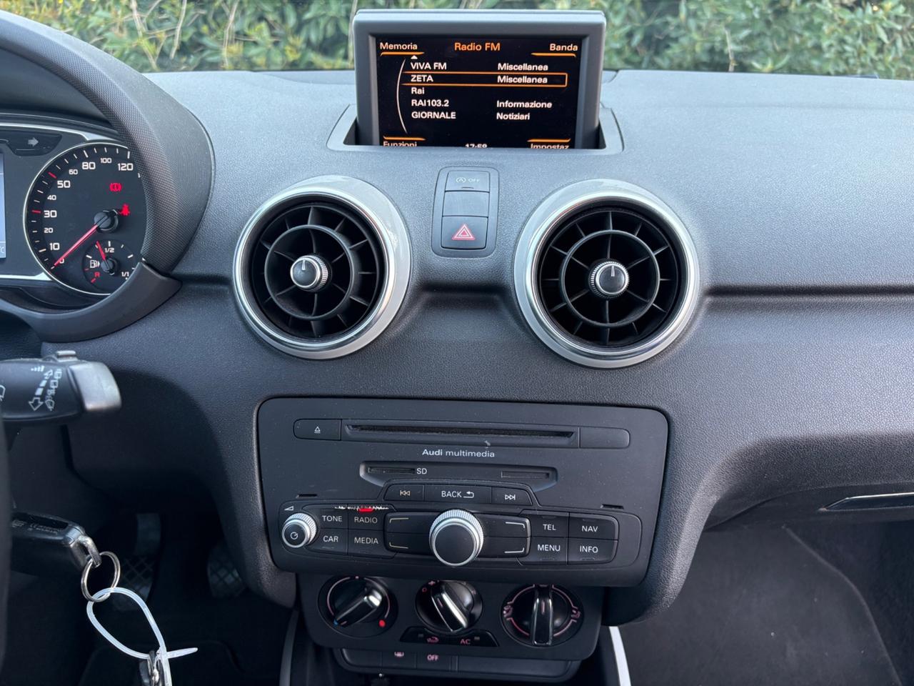 Audi A1 1.2 TFSI Ambition no limiti circolazione