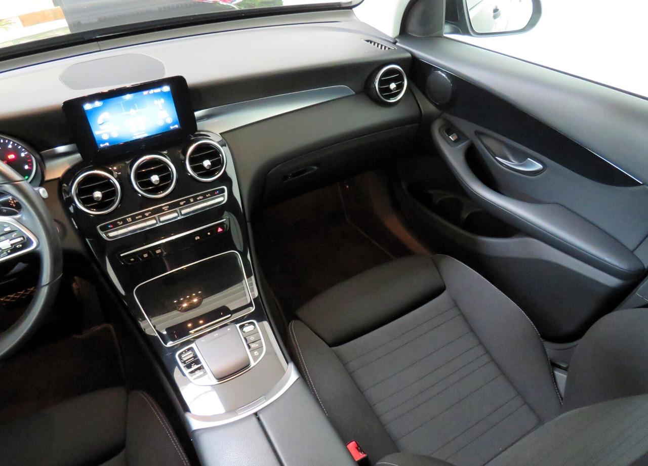 Mercedes-benz GLC 300 de 4Matic Plug-in hybrid Business