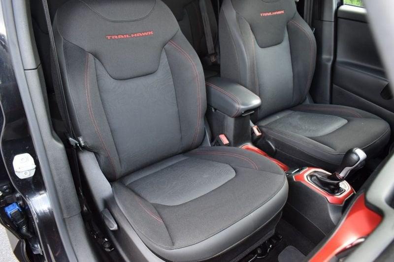 Jeep Renegade 2.0 Mjt 170CV 4WD Active Drive Low Trailhawk