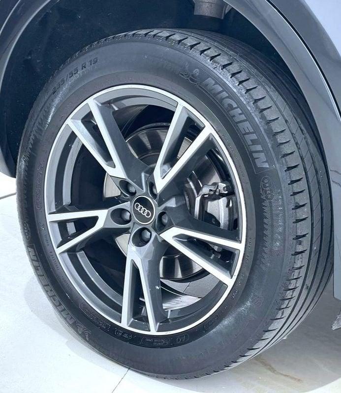 Audi Q5 40 TDI Busin. Advanced quattro S tronic