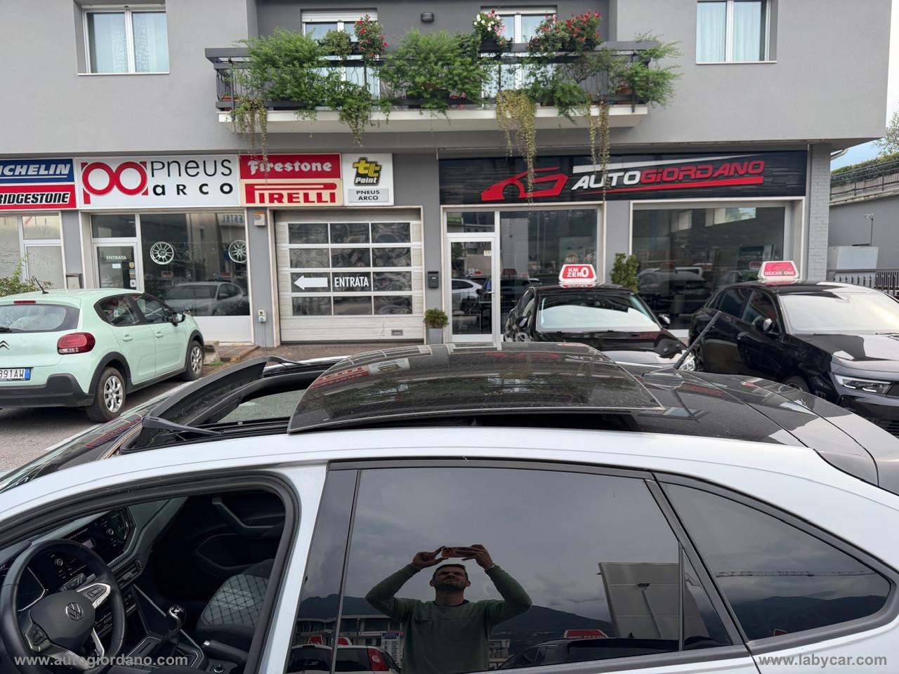 VOLKSWAGEN Taigo 1.0 TSI 110 CV R-Line