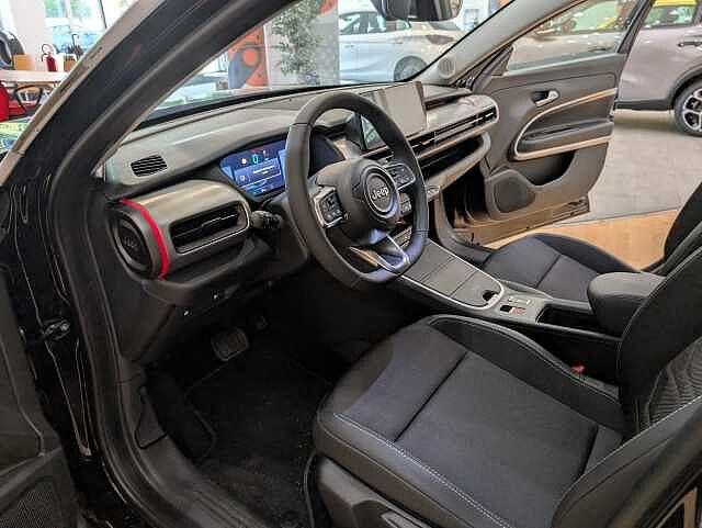 Jeep Avenger Summit 1.2 Hybrid