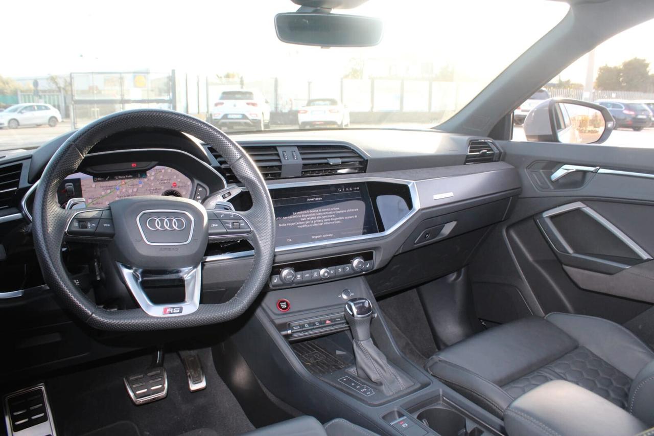 Audi Q3 RS Q3 SPB quattro S tronic