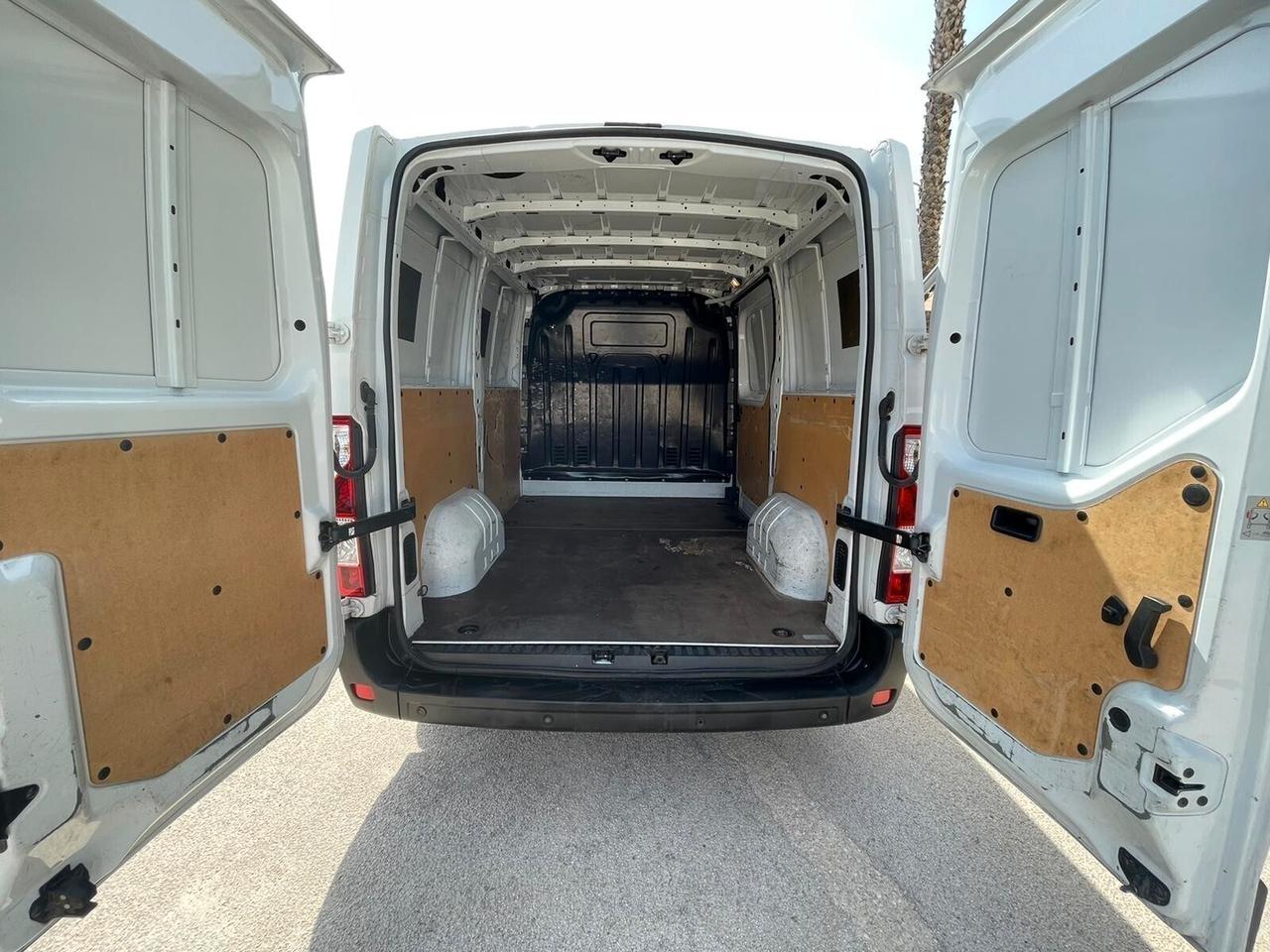 Renault Master furgone 2.3 tetto alto passo medio 110cv clima servo