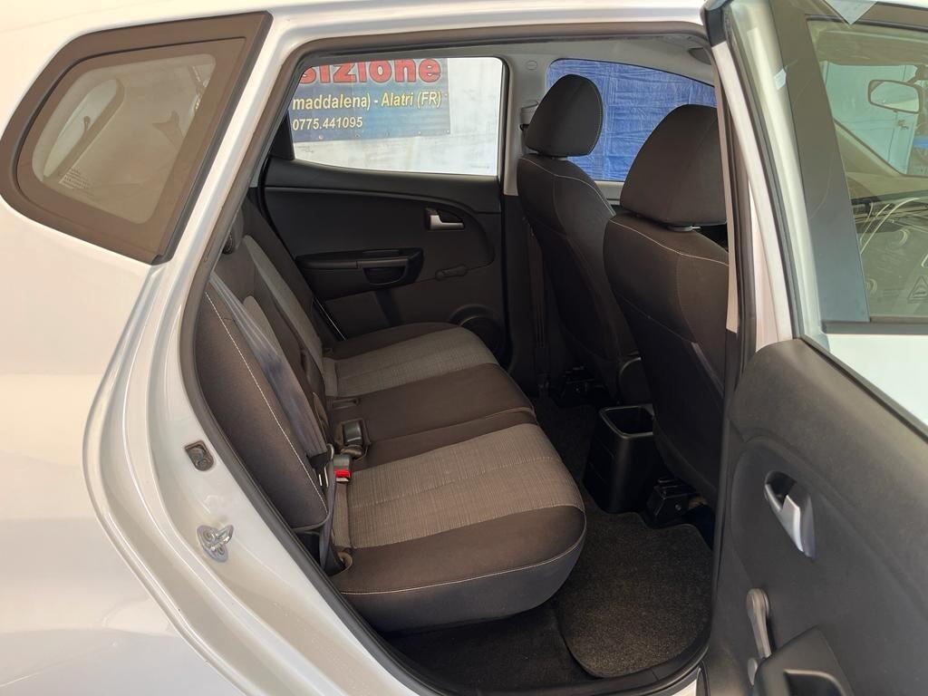 Kia Venga 1.4 EcoGPL Cool