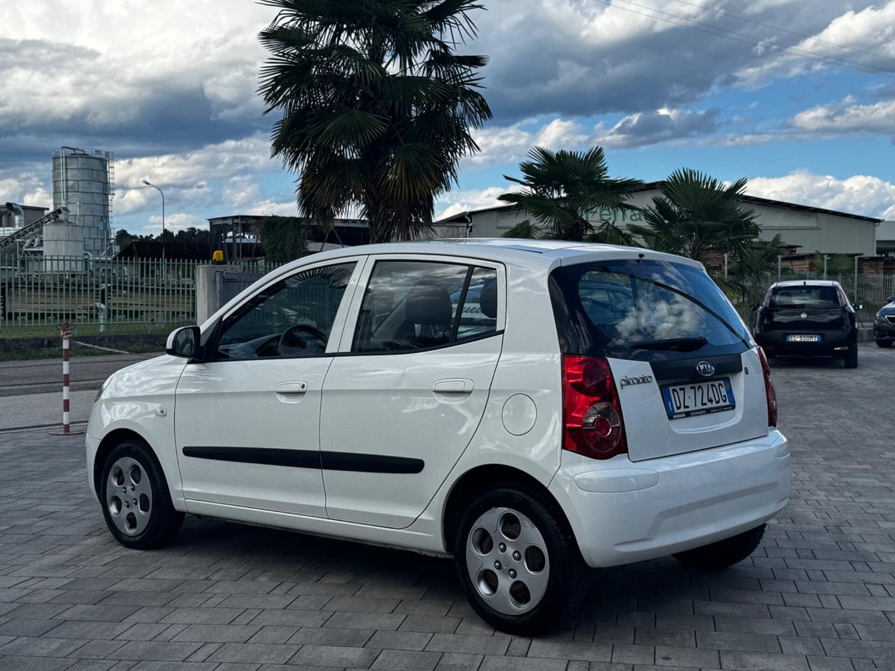 Kia Picanto 2009 ok neopatentati