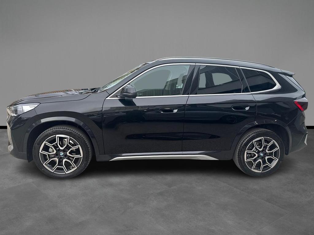 BMW X1 18 i X-Line sDrive DCT