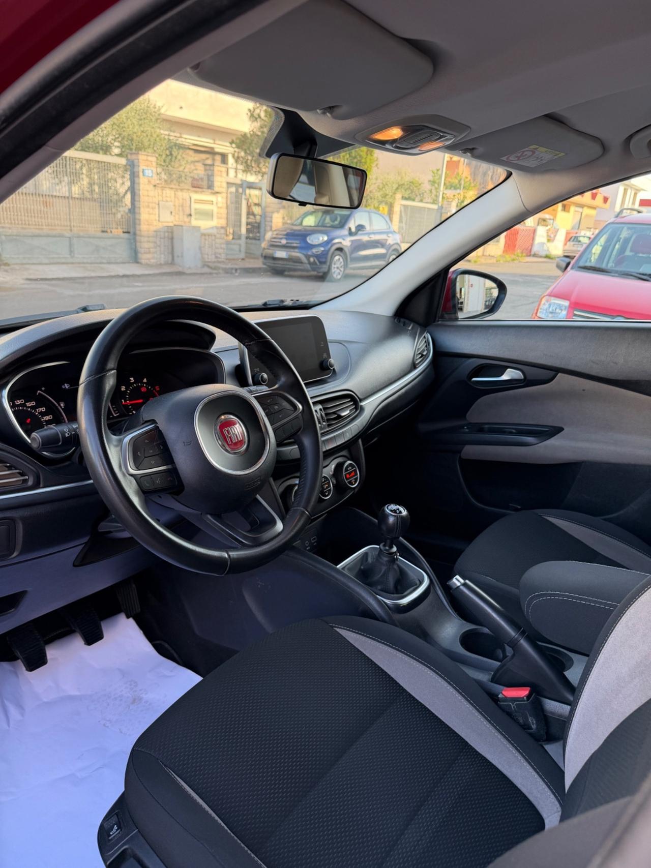 Fiat Tipo 1.6 Mjt 120 cv SW Lounge-2017