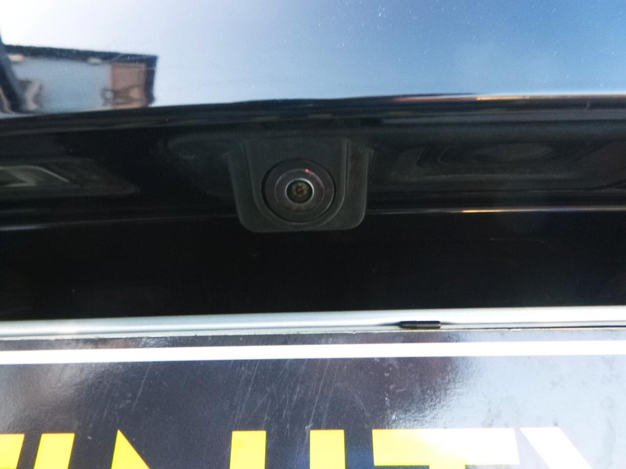 Jaguar F-Pace 2.0 D 180 CV AWD R-Sport