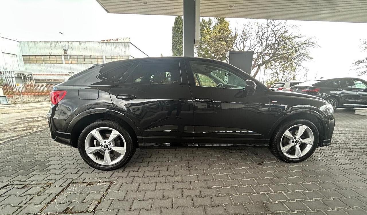 Audi Q3 35 TDI S tronic