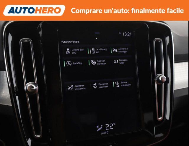 VOLVO XC40 T3 Momentum