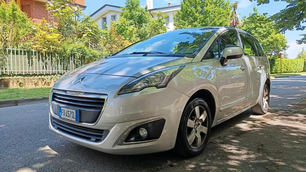 Peugeot 5008 BlueHDi 120 S&S Allure