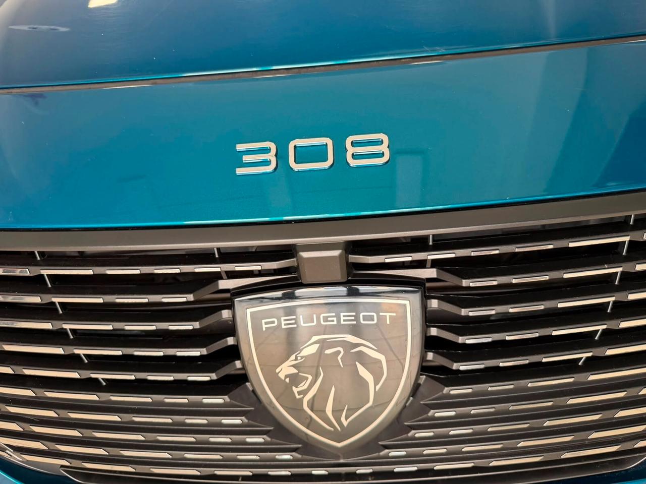 Peugeot 308 PureTech Turbo 130 S&S Allure rate da 170 € al mese