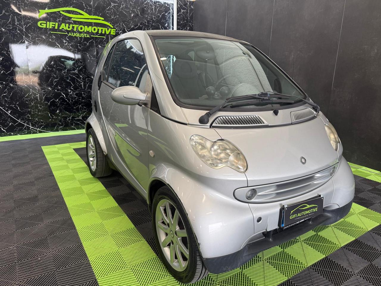 Smart Fortwo 0.7 Turbo Basis Pure