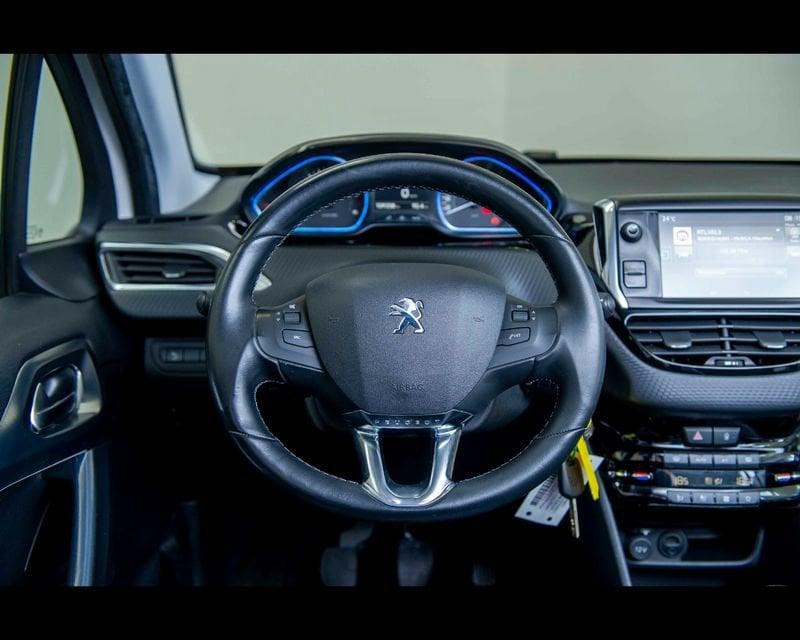 Peugeot 2008 BlueHDi 100 Allure